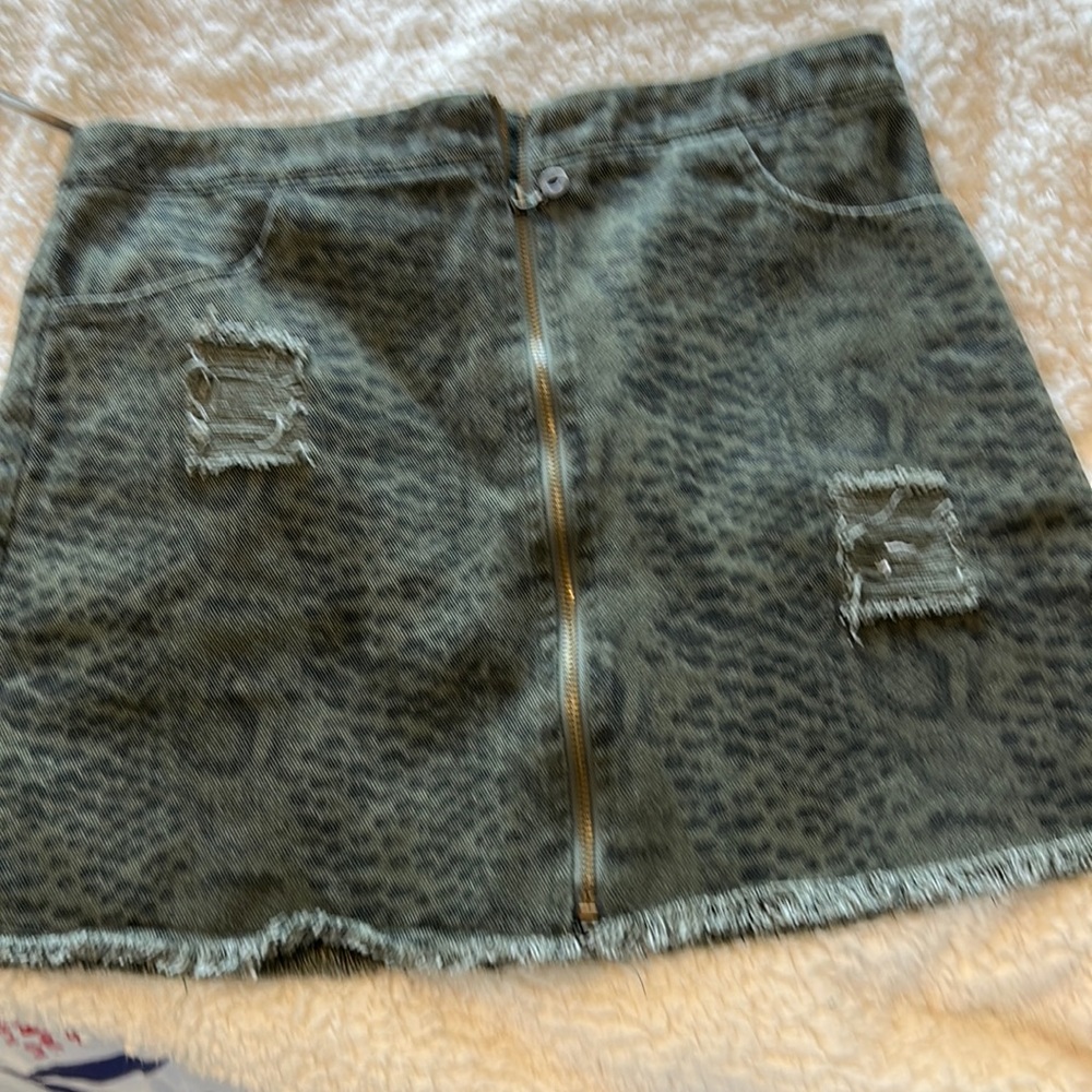 Snake print mini